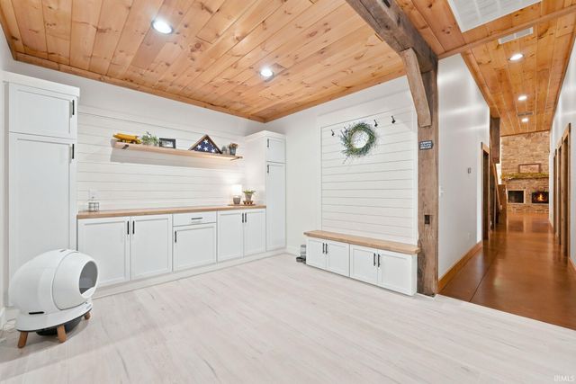 20737 Chestnut Road, Tippecanoe, IN 46570