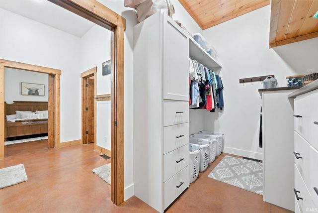 20737 Chestnut Road, Tippecanoe, IN 46570