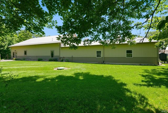 20737 Chestnut Road, Tippecanoe, IN 46570