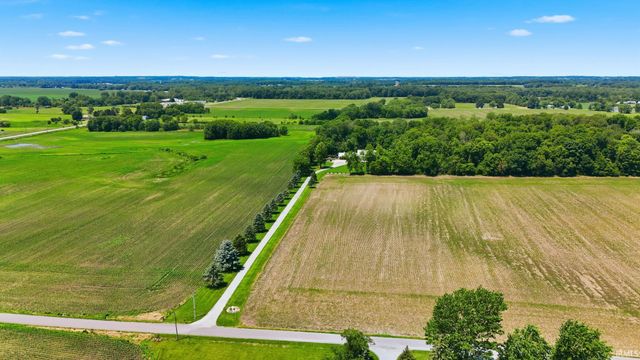 20737 Chestnut Road, Tippecanoe, IN 46570