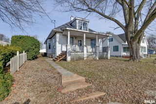 907 E PARK Street, Taylorville, IL 62568