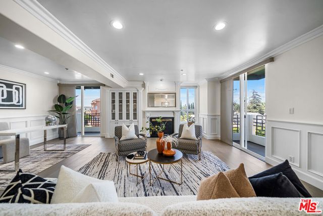 739 Lorraine Boulevard 402, Los Angeles, CA 90005