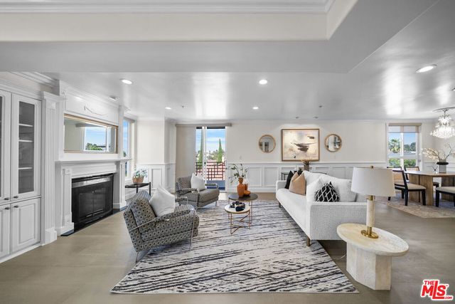 739 Lorraine Boulevard 402, Los Angeles, CA 90005