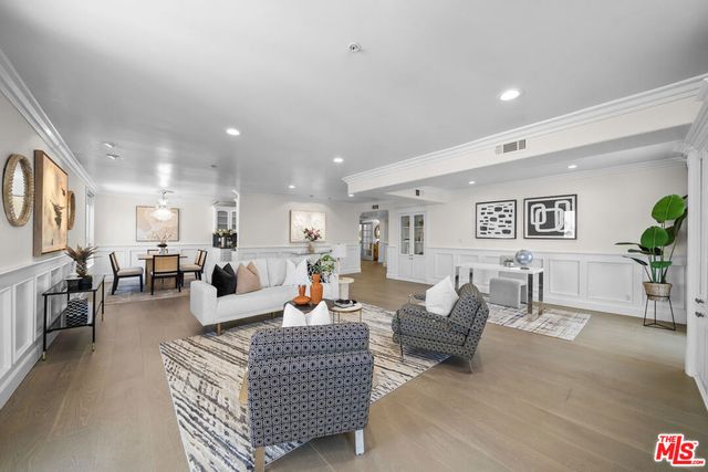 739 Lorraine Boulevard 402, Los Angeles, CA 90005