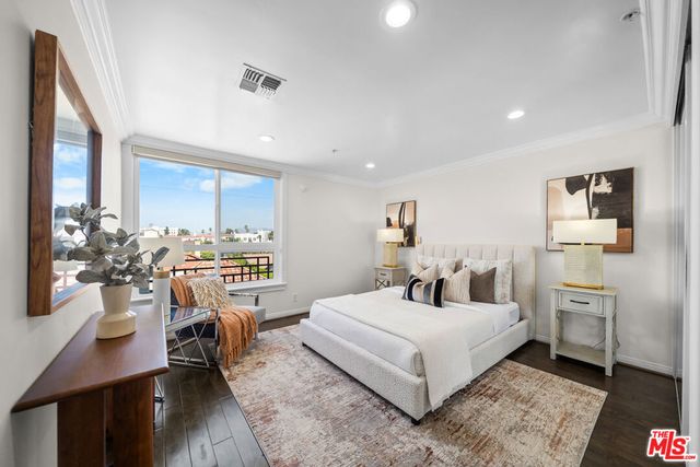 739 Lorraine Boulevard 402, Los Angeles, CA 90005