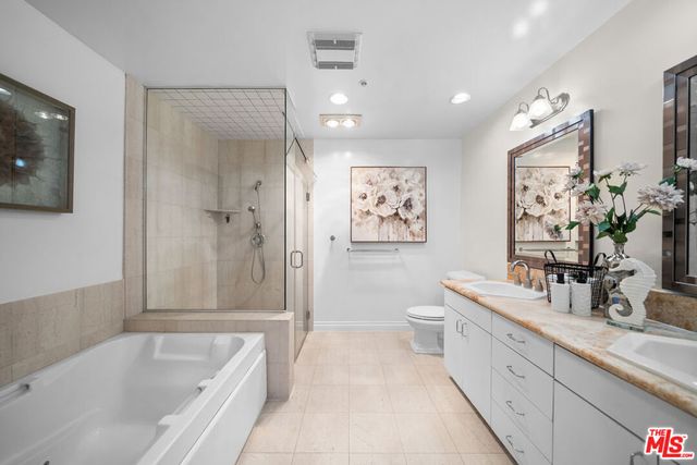 739 Lorraine Boulevard 402, Los Angeles, CA 90005