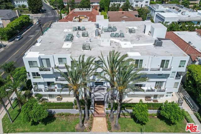 739 Lorraine Boulevard 402, Los Angeles, CA 90005