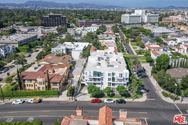 739 Lorraine Boulevard 402, Los Angeles, CA 90005