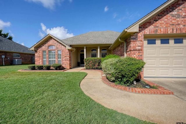 16594 Beauregard Drive, Tyler, TX 75703
