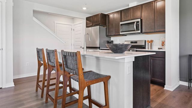 2212 Davidson Way, Yorkville, IL 60560