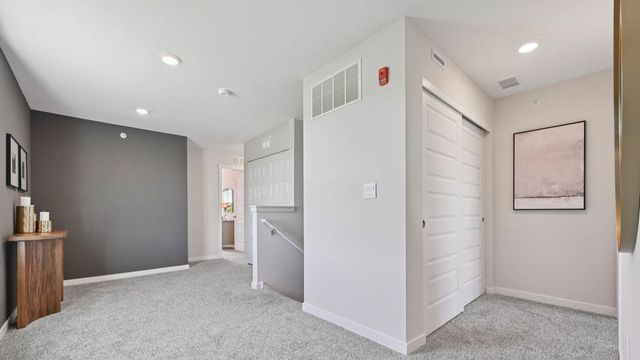 2212 Davidson Way, Yorkville, IL 60560