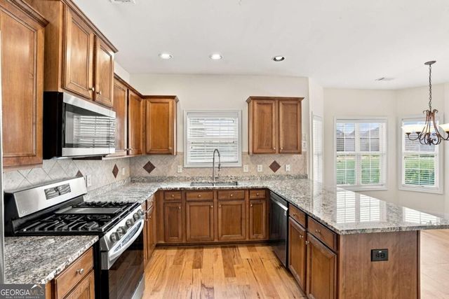 9065 Blue Willow Court, Gainesville, GA 30506