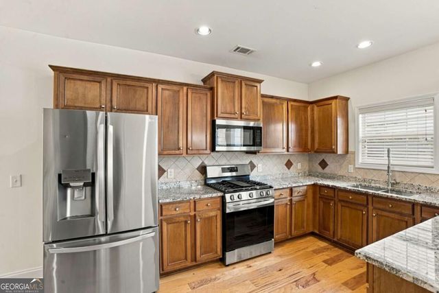 9065 Blue Willow Court, Gainesville, GA 30506