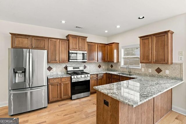 9065 Blue Willow Court, Gainesville, GA 30506