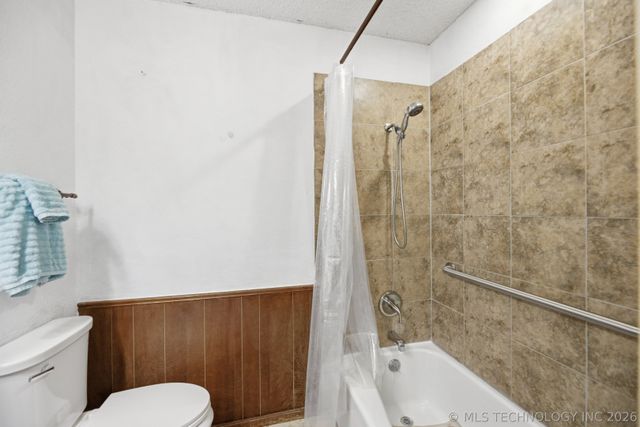 1761 S Spruce Avenue, Broken Arrow, OK 74012