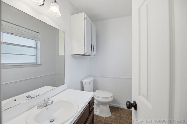 1761 S Spruce Avenue, Broken Arrow, OK 74012