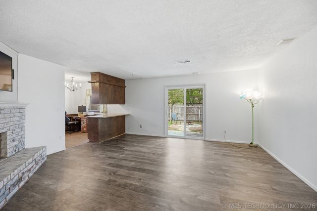 1761 S Spruce Avenue, Broken Arrow, OK 74012