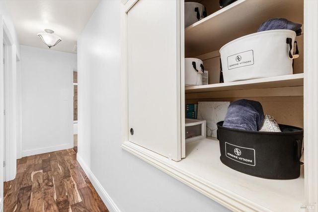 188 Country Club Ln, Napa, CA 94558