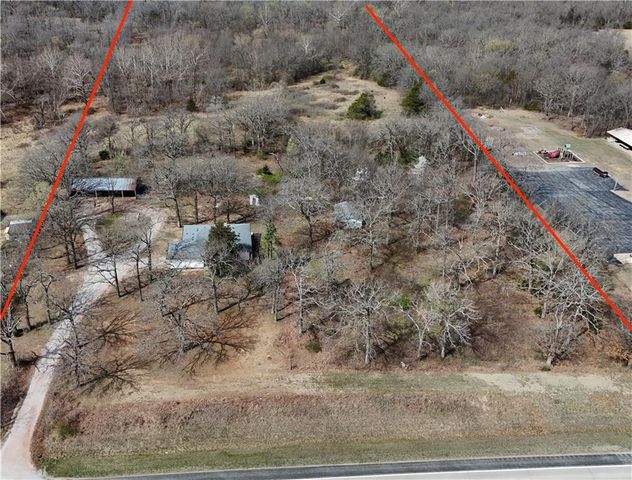 3998 S Highway 32 Highway S, El Dorado Springs, MO 64744