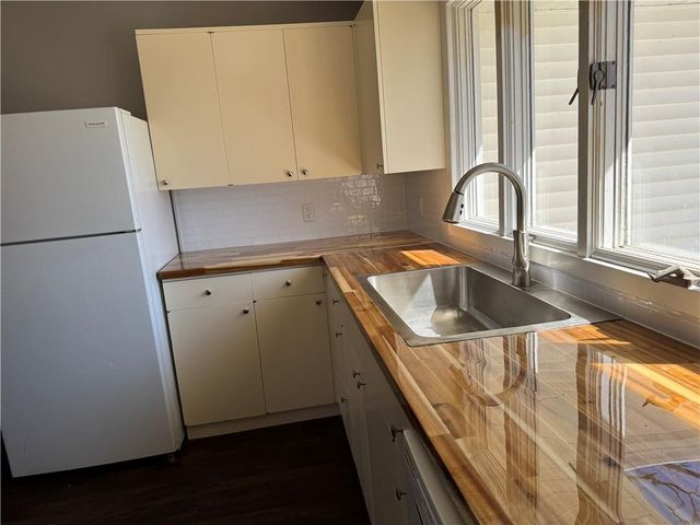 3998 S Highway 32 Highway S, El Dorado Springs, MO 64744