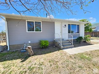 8181 W DANBURY DR, Magna, UT 84044