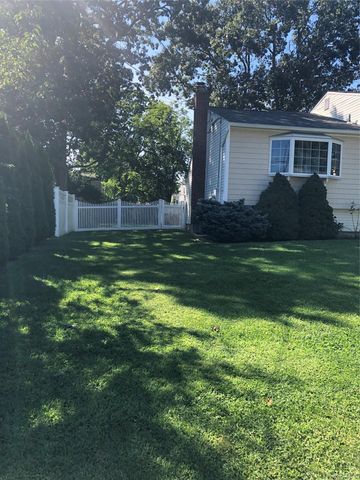 22 Starfire Drive, Centereach, NY 11720