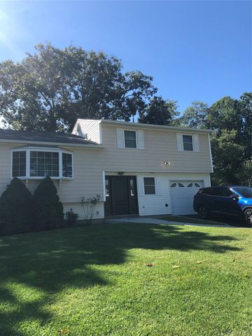 22 Starfire Drive, Centereach, NY 11720