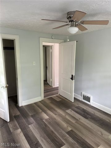 875 Mckinley Avenue, Akron, OH 44306