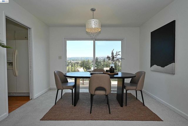 21714 Shadyspring Rd, Castro Valley, CA 94546