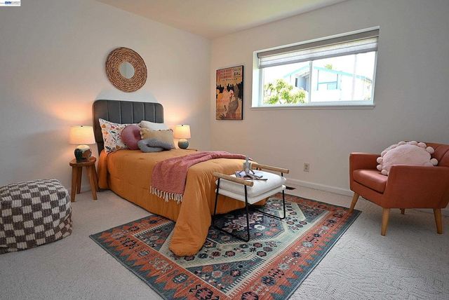21714 Shadyspring Rd, Castro Valley, CA 94546