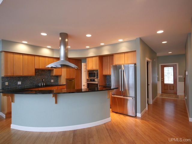 59357 N Lakeshore Drive, Calumet, MI 49913