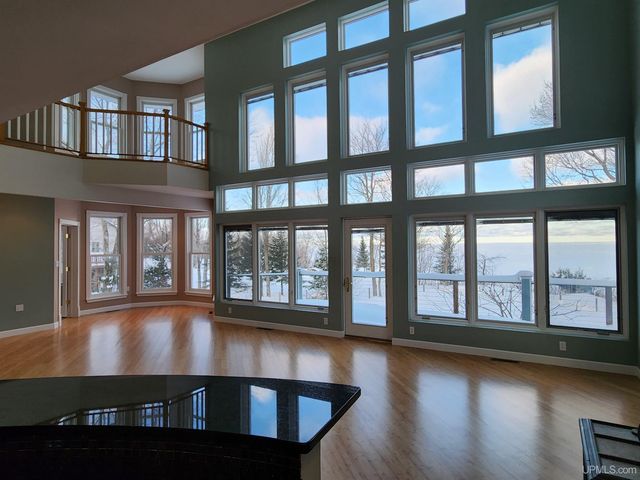 59357 N Lakeshore Drive, Calumet, MI 49913