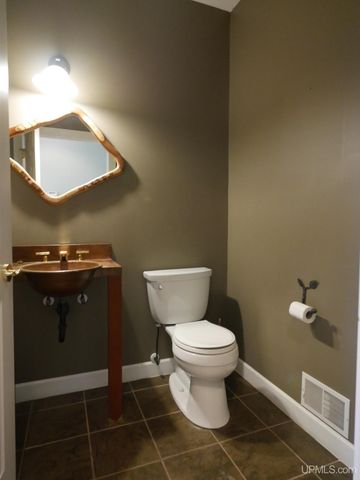 59357 N Lakeshore Drive, Calumet, MI 49913