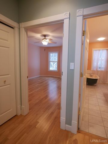 59357 N Lakeshore Drive, Calumet, MI 49913