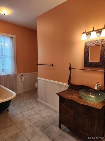 59357 N Lakeshore Drive, Calumet, MI 49913