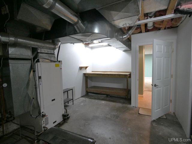 59357 N Lakeshore Drive, Calumet, MI 49913