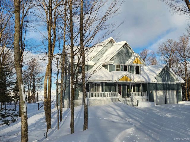 59357 N Lakeshore Drive, Calumet, MI 49913