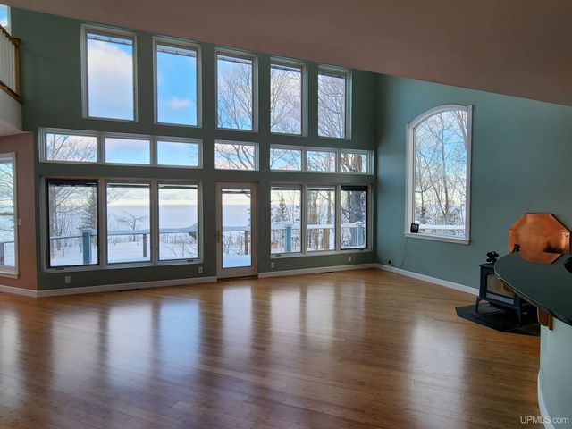 59357 N Lakeshore Drive, Calumet, MI 49913