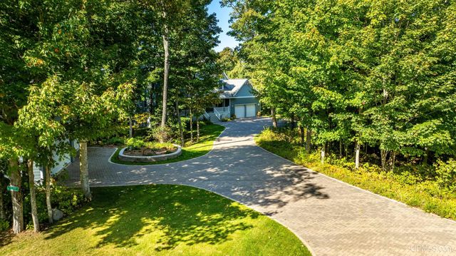 59357 N Lakeshore Drive, Calumet, MI 49913