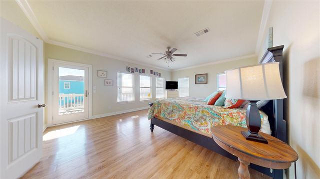 1965 Ave J, Crystal Beach, TX 77650