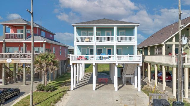 1965 Ave J, Crystal Beach, TX 77650