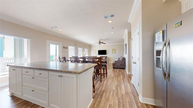 1965 Ave J, Crystal Beach, TX 77650