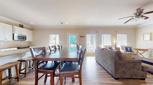 1965 Ave J, Crystal Beach, TX 77650