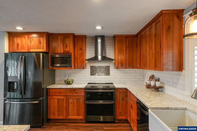 4742 Rivergrove Ct N, Keizer, OR 97303