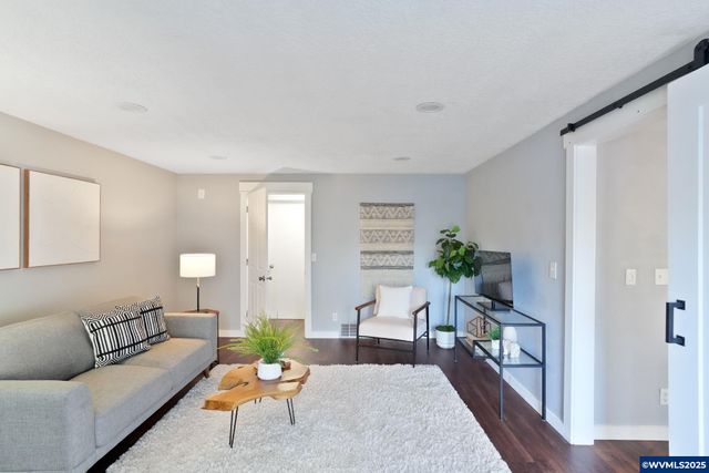 4742 Rivergrove Ct N, Keizer, OR 97303