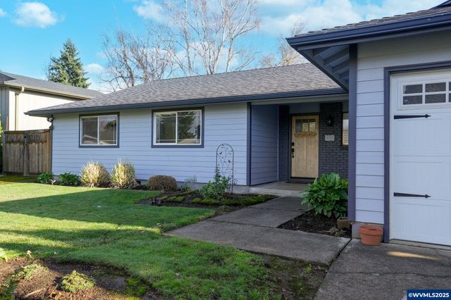 4742 Rivergrove Ct N, Keizer, OR 97303