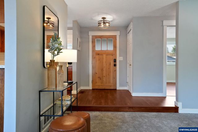 4742 Rivergrove Ct N, Keizer, OR 97303