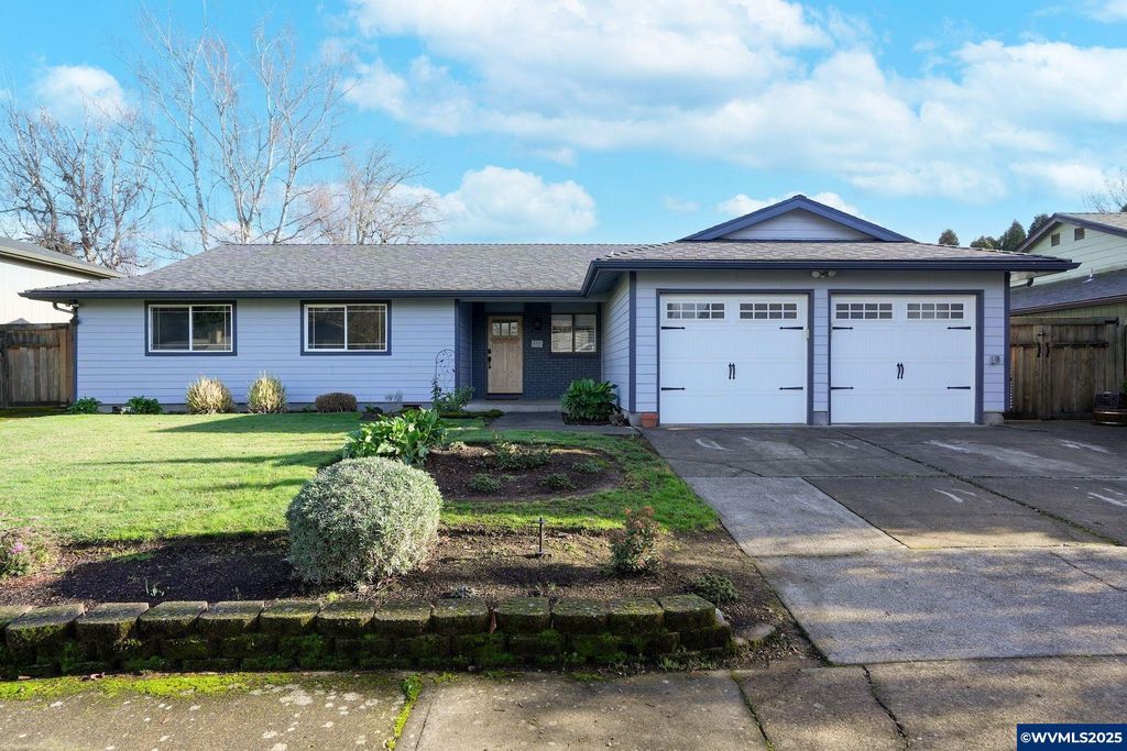 4742 Rivergrove Ct N, Keizer, OR 97303