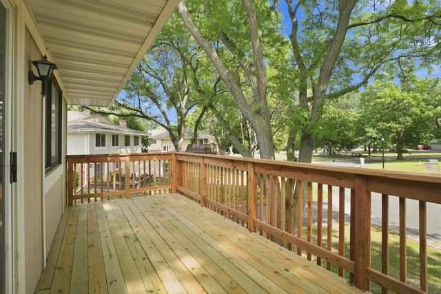 6668 Ives Lane N, Maple Grove, MN 55369