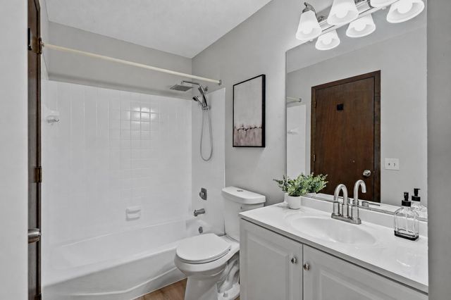 6668 Ives Lane N, Maple Grove, MN 55369